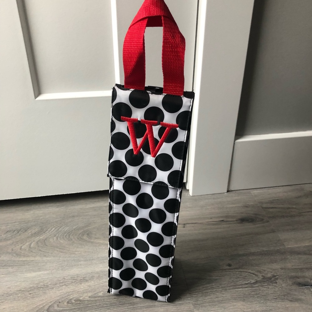 W wine bottle cooler
